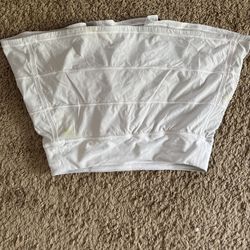White Lululemon Skirt – Needs TLC