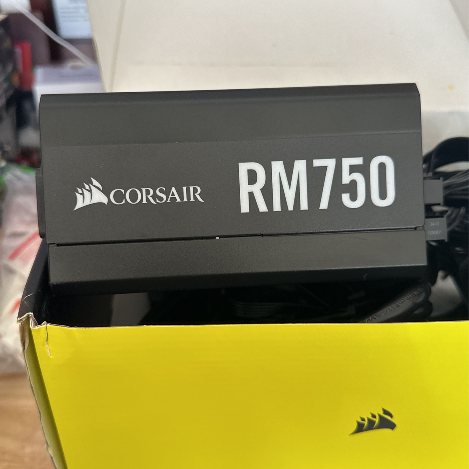 Corsair RM750
