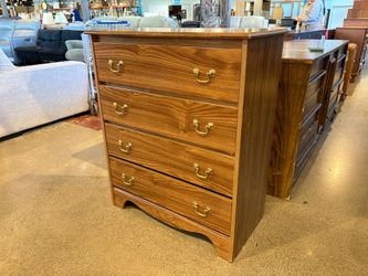 PERDUE Traditional 4-Drawer Dresser with Brass Pulls