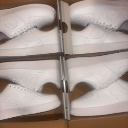     Whoever grabs these tonight gets the deal 💯  4 Pair Air Force 1 Bundle 🔥 Priced to Move