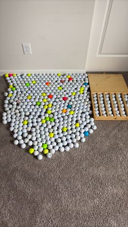 Golf Bolls (Read description)