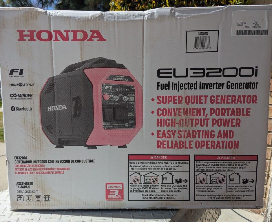 Brand New - Honda EU3200i 3,200 Watt Super Quiet Portable Gas Powered Inverter Generator w/ CO-Minder