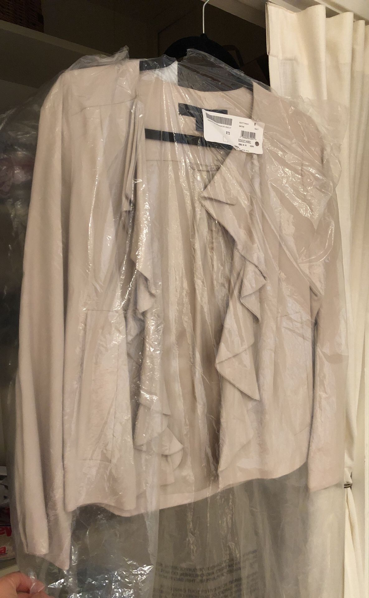 French connection blazer jacket off white / nude color size 0