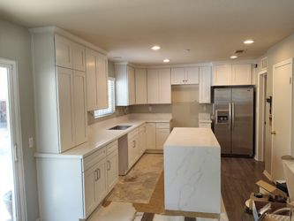 White Shaker Kitchen Cabinets 