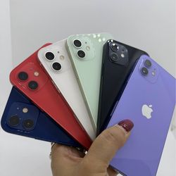 Unlocked : iPhone 12 64 Gb only $199