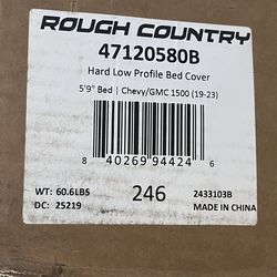 Hard Low Profile Bed Cover Chevy/GMC Sierra 1500 (19-26)/Silverado 1500 (19-26)