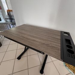 Adjustable Artist Desk / Craft Desk 