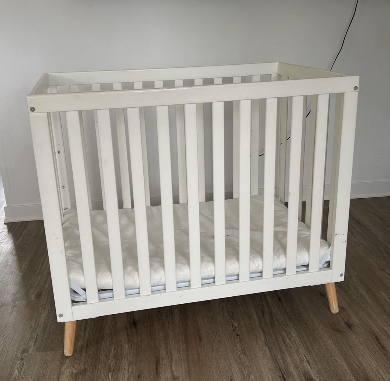 Baby Crib Mini 