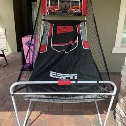 Like New Basketball Game No Balls 