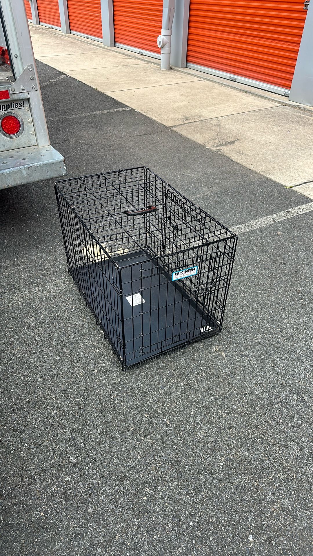 Pet Housing Unit In Good Condition