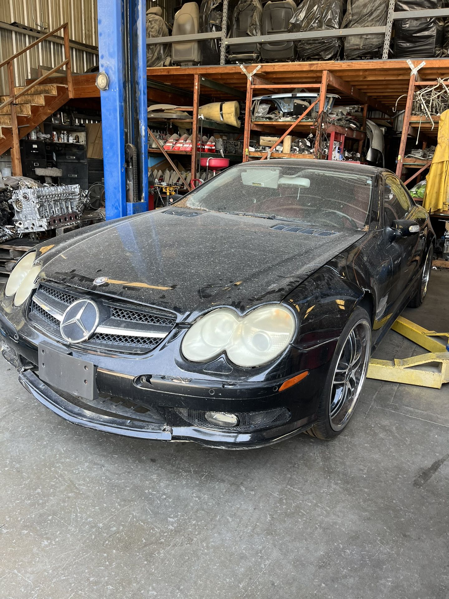 Parting Out! 2006 Mercedes SL500 R230 For Parts!