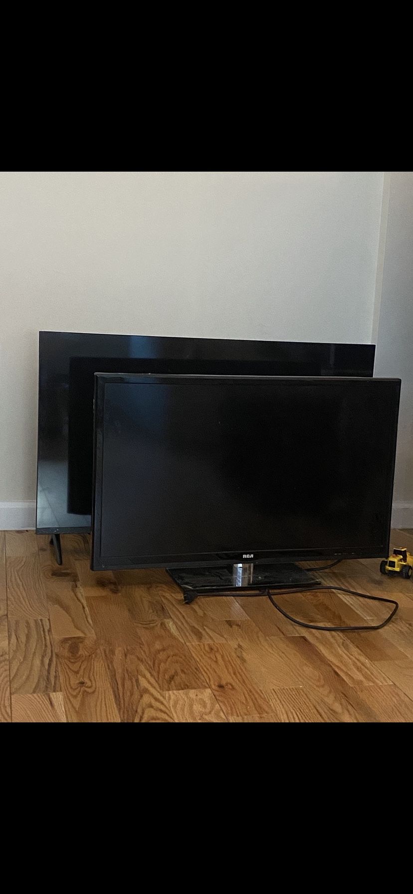 2 tvs