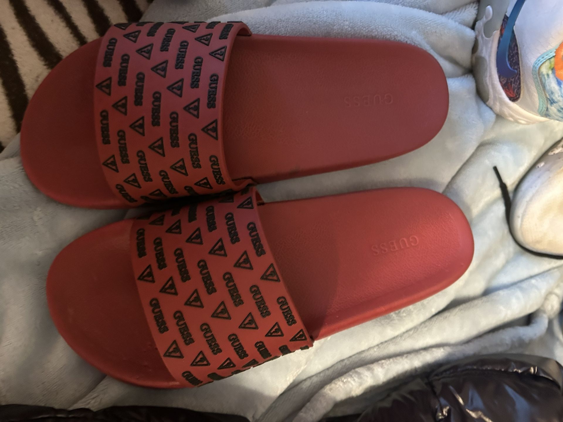 Guess Slides