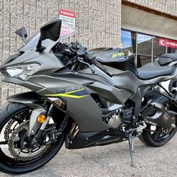 2023 Kawasaki Ninja ZX-6R Abs