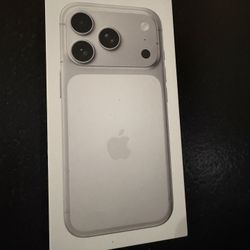 (Verizon Only)Brand New 512gb iPhone 17 PRO Silver
