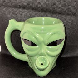Alien Mug Pipe 