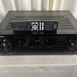 Pioneer VSX 823K Receiver With Remote 