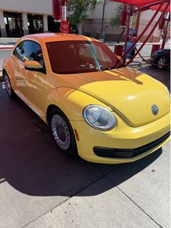 VW Beetle 2014