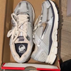 Women’s Nike Shoes 