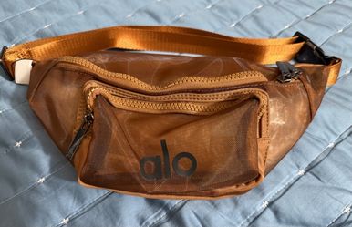 Fanny pack