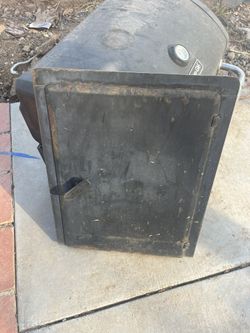 Dyna-glo Grill BBQ with Access Door