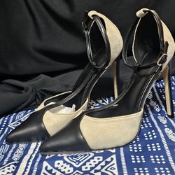 Black and Beige Two-Toned Ankle Strap 7.5 Pumps
