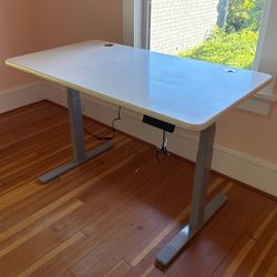 Autonomous Brand SmartDesk (Queen Anne)