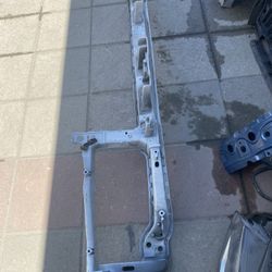 2011-2023 Chrysler 300 Radiator Support 