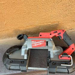 Sierra De Banda Fuel De Velocidades Milwaukee 18 Volt 
