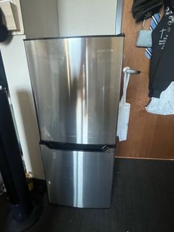 Insignia Fridge
