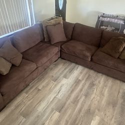 Sectional/couch