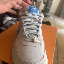 Nike 9 :1/2 In Excellent Condition