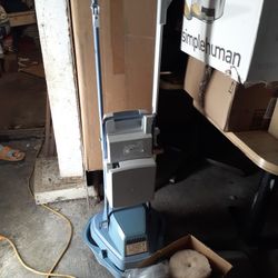 AERUS FLOOR PRO