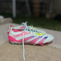Adidas Predators Elite Fg  Size 10 1/2 