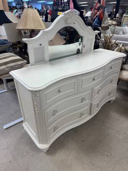 White Dresser with Mirror and Drawers