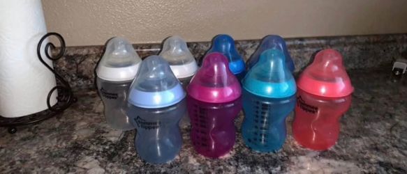 Tommee tippee bottle set