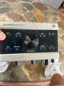 Komplete  audio 6