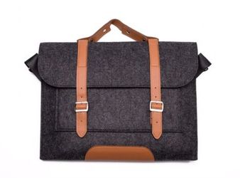 Slim laptop carrier in dark grey