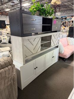 Tv stands! 📺 🎉😍 easy financing! $49 down!