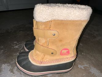 Sorel boots Girls size 13