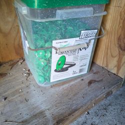 Grip-Rite 1 in. Plastic Round Cap Roofing Nails, 3,000-pack