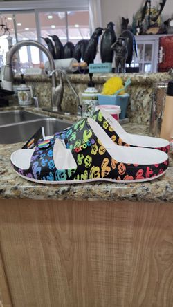 CROCS Mickey Mouse Mens Sandles Size 15