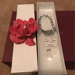 Gorgeous ! White Crystal Stone Bracelet & Crystal Angel Gift Set 