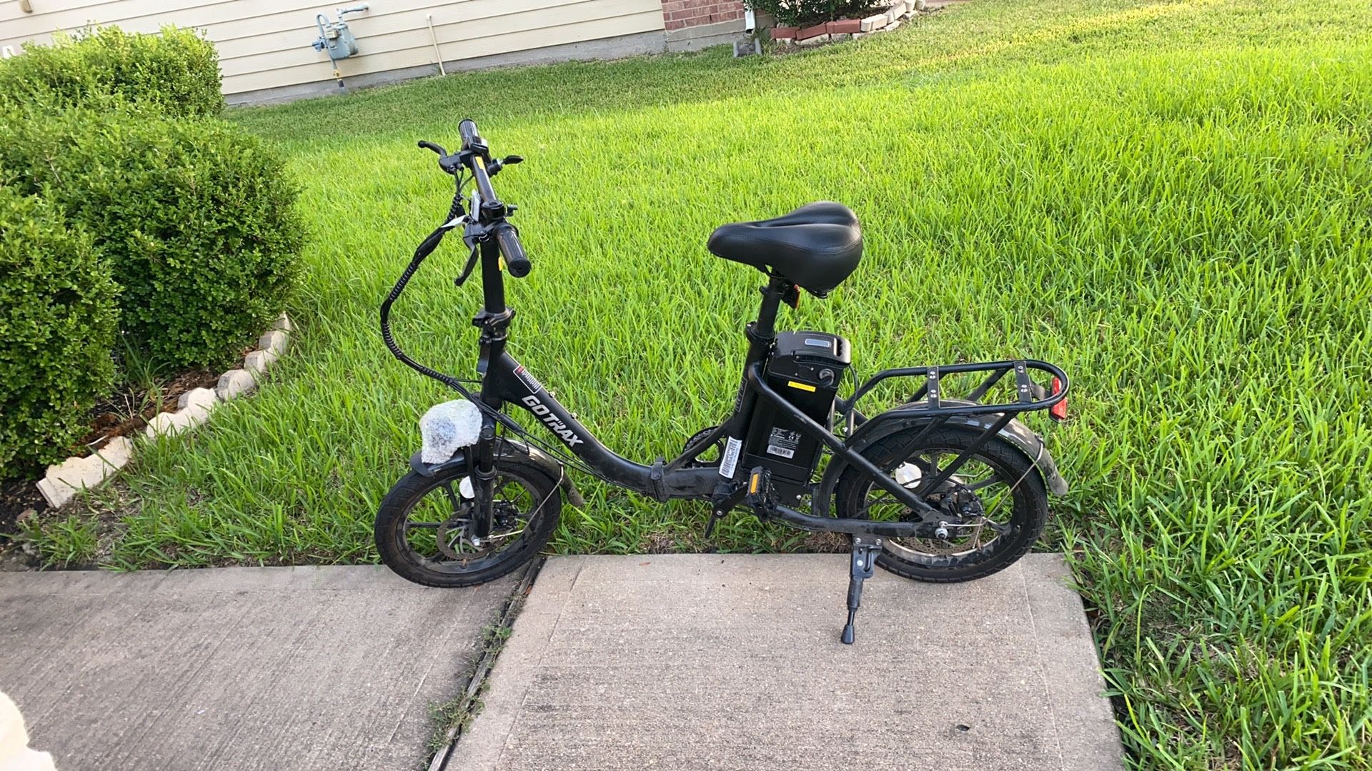 Gotrax 16" Folding Electric Bike, Max 28Mi