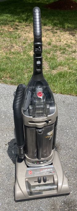 Hoover Self Propelled Wind Tunnel Bagless Vacuum