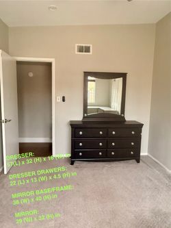 Dresser & Mirror- 6 drawers