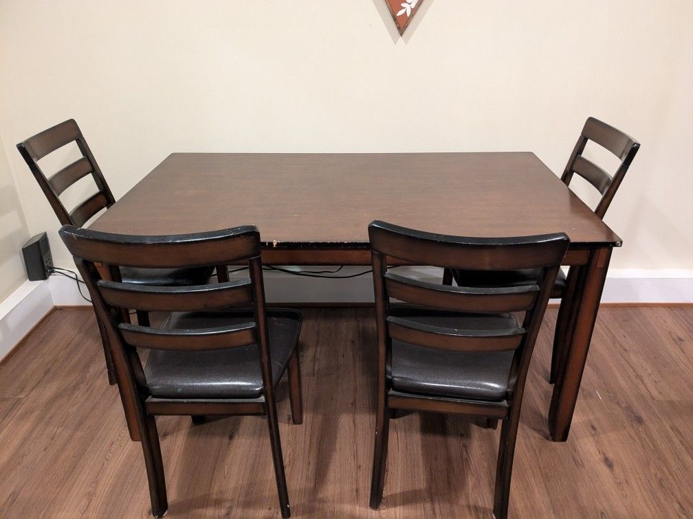 Kitchen Table With Seating For 6