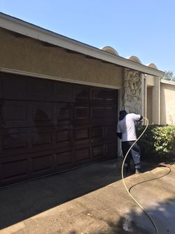 Pressure Washer House 