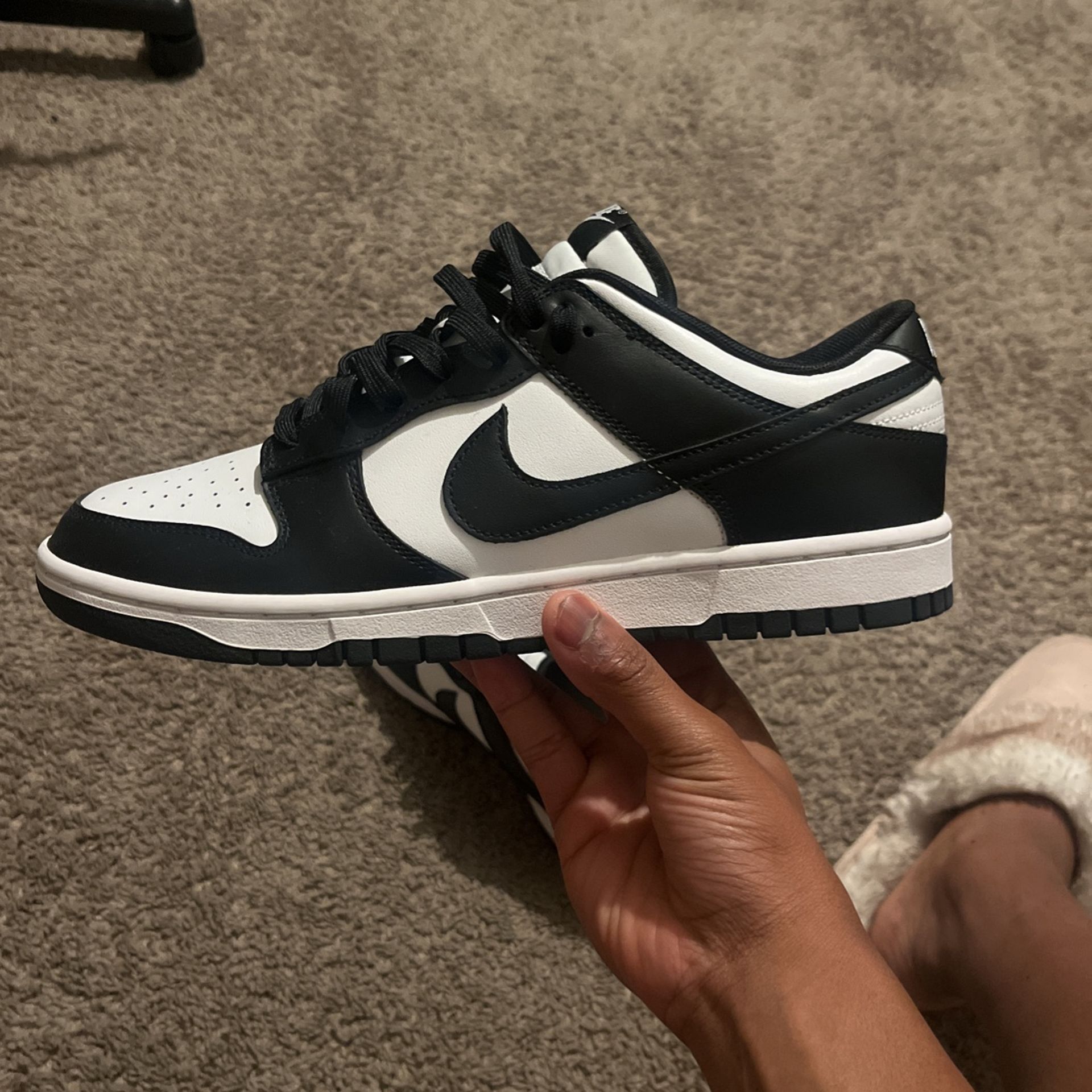 Panda Dunks size 10