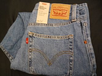 Levi's High Waisted Mom Jeans